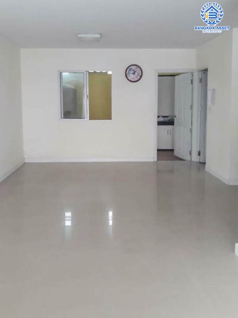 *****ทาวน์เฮ้าส์มือสองย่านนนทบุรี ม.พฤกษาทาวน์ ราชพฤกษ์ เนื้อที่กว้างขวางถึง 20.7 ตร.ว. ฟังก์ชัน 3 ห้องนอน 2 ห้องน้ำ 1 ที่จอดรถ บ้านสภาพดี หันทิศตะวันออก บนทำเลดี เพียง 12 นาทีก็ถึงรถไฟฟ้าสายสีม่วง "สถานีบางรักใหญ่"